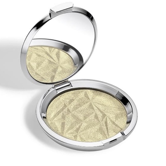 NIB BECCA Shimmering Skin Perfector Highlighter Golden Mint Limited Edition $38+ - Picture 8 of 11